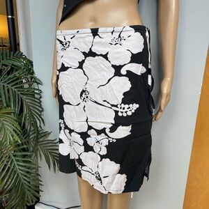 Split Black and White Floral Swim Sarong